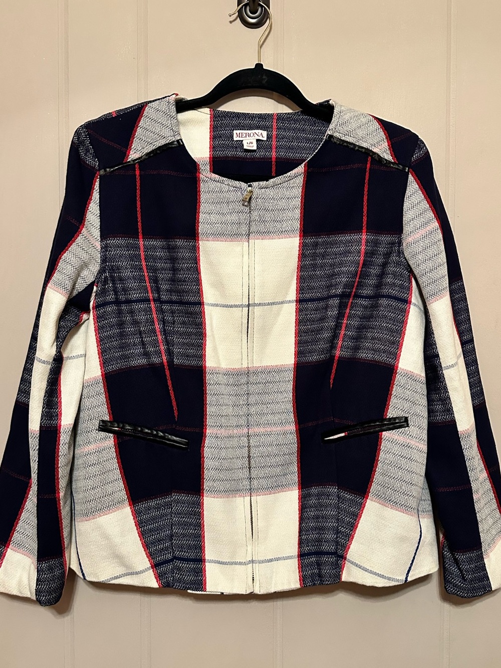Women’s Merona Navy and Cream Plaid Zip Jacket